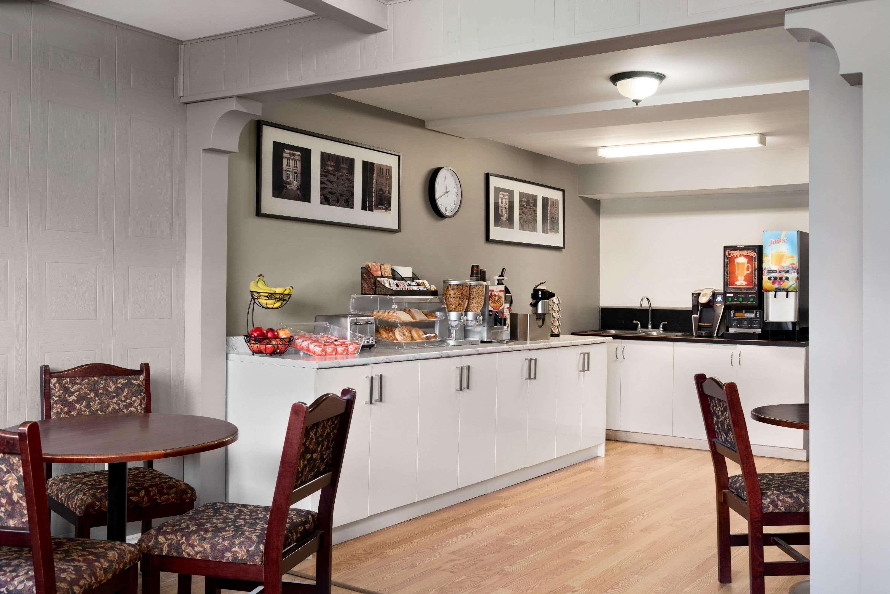 Travelodge By Wyndham Blairmore Extérieur photo