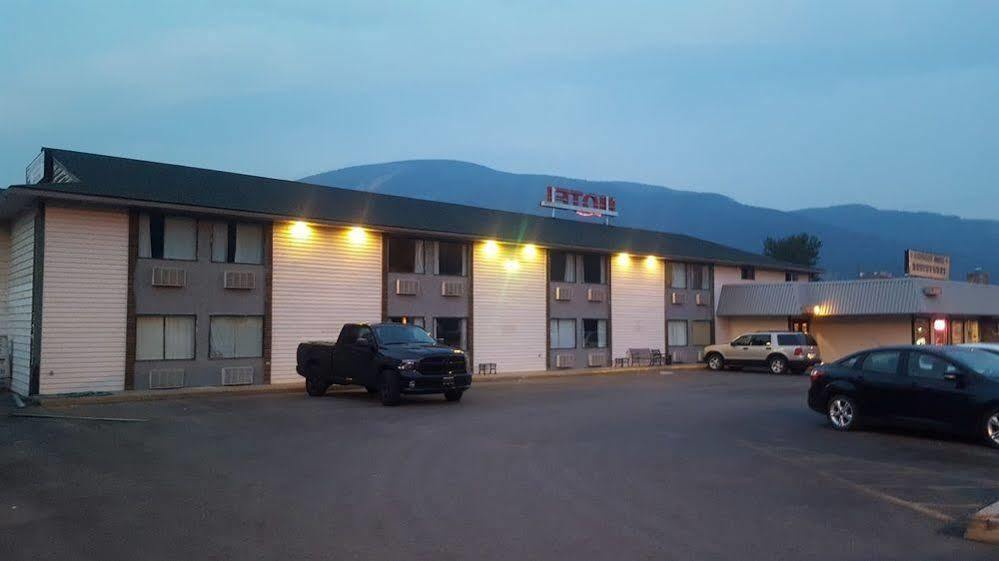 Travelodge By Wyndham Blairmore Extérieur photo