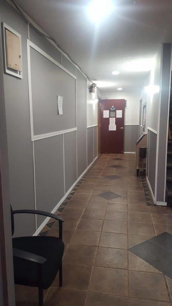 Travelodge By Wyndham Blairmore Extérieur photo